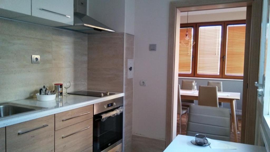 Dima Apartment Veliko Tărnovo Esterno foto