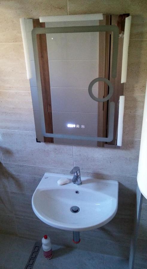 Dima Apartment Veliko Tărnovo Esterno foto